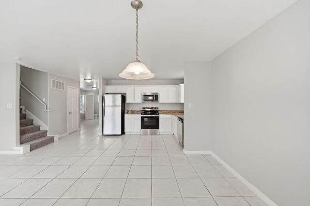 4930 S Cancun Drive, Houston, TX 77045