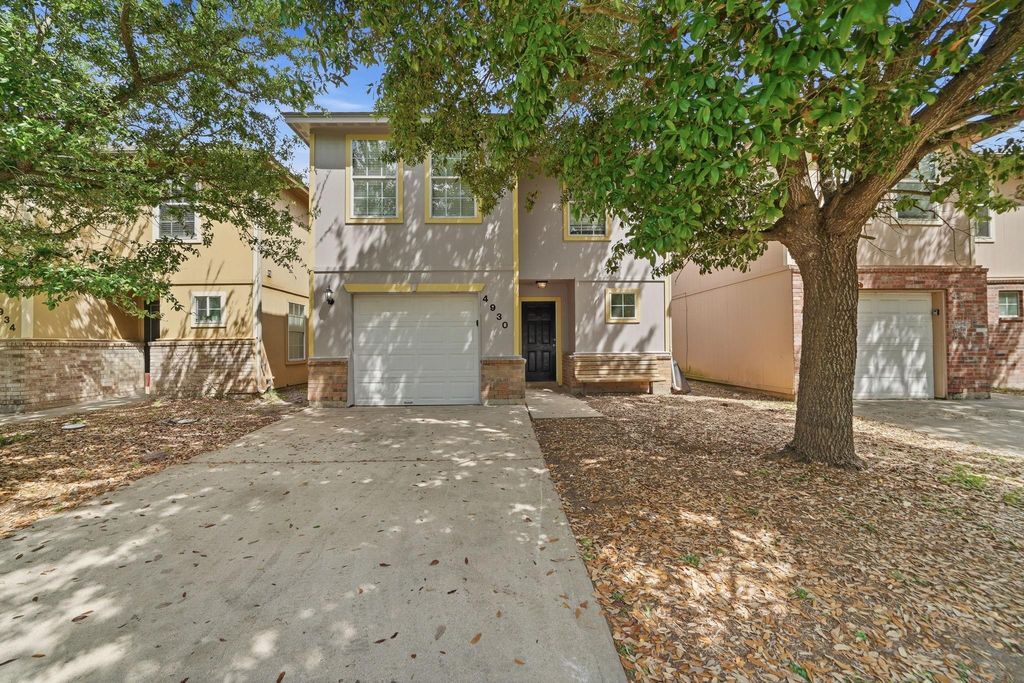 4930 S Cancun Drive, Houston, TX 77045