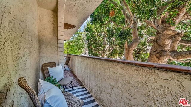1130 9th Street 1, Santa Monica, CA 90403