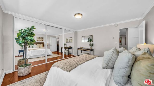 1130 9th Street 1, Santa Monica, CA 90403