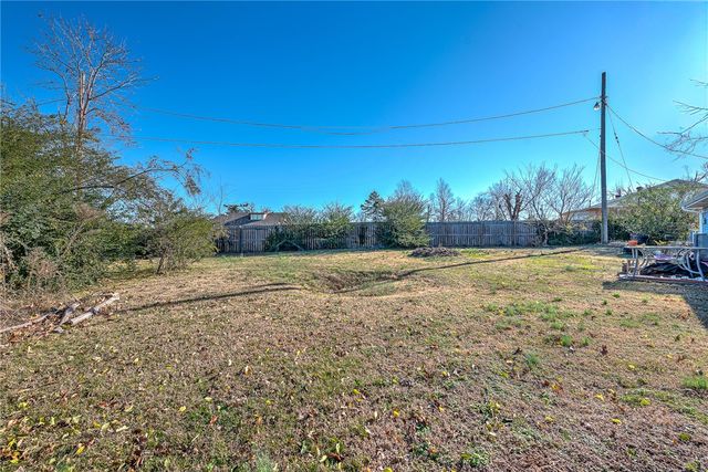 503 12th Street, Rogers, AR 72756