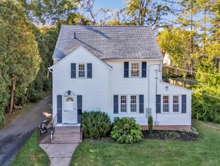 254 Henry Street, Manchester, CT 06042