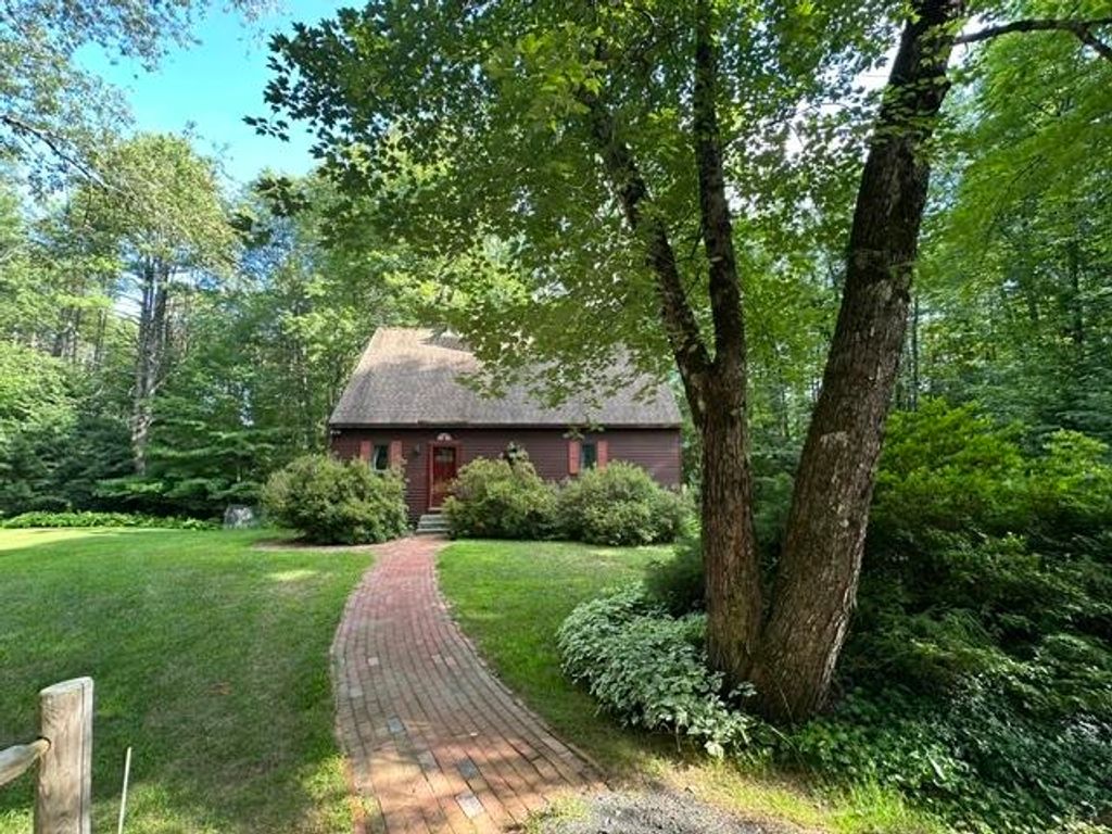23 Targhee Drive, Pittsfield, NH 03263