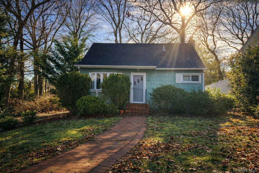 370 Boulder Street, Ronkonkoma, NY 11779