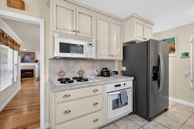 14 San Juan Drive, Salinas, CA 93901