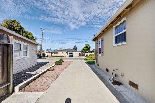 14 San Juan Drive, Salinas, CA 93901