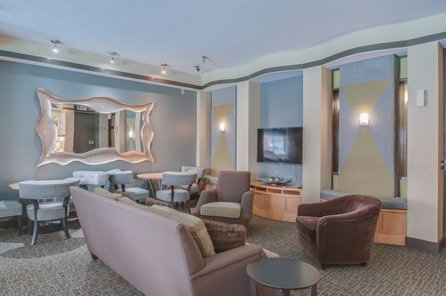 3000 Vanderbilt Pl Apt 445, Nashville, TN 37212
