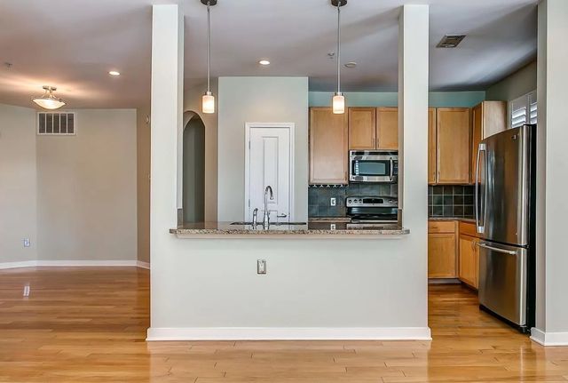3000 Vanderbilt Pl Apt 445, Nashville, TN 37212