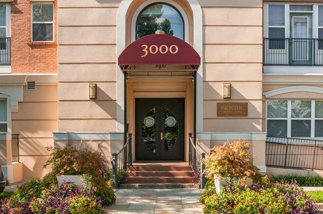 3000 Vanderbilt Pl Apt 445, Nashville, TN 37212