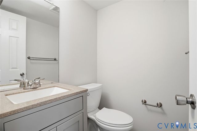14221 Bermuda Point Ct, Chester, VA 23836