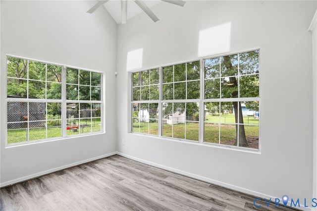 14221 Bermuda Point Ct, Chester, VA 23836