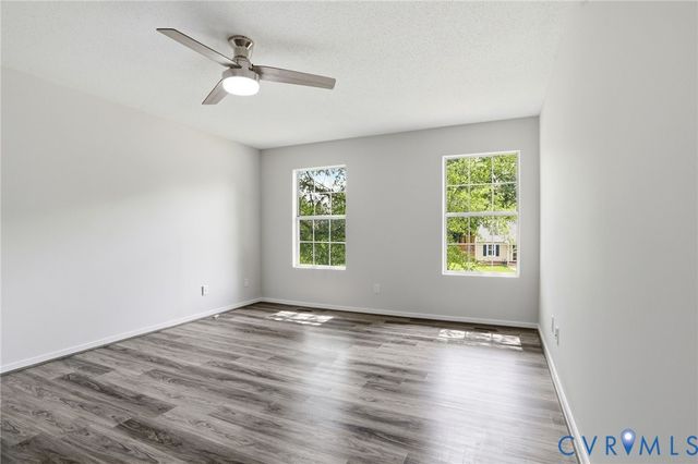 14221 Bermuda Point Ct, Chester, VA 23836