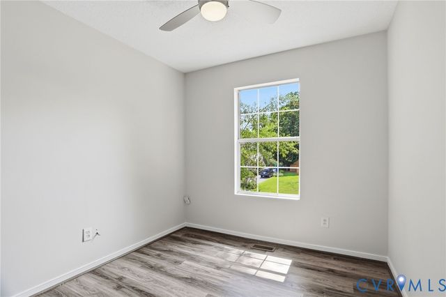 14221 Bermuda Point Ct, Chester, VA 23836