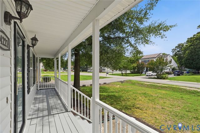 14221 Bermuda Point Ct, Chester, VA 23836