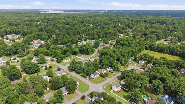 14221 Bermuda Point Ct, Chester, VA 23836