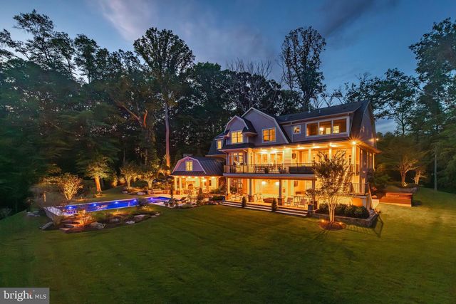 502 RIVER BEND RD, Great Falls, VA 22066