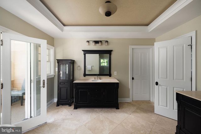 502 RIVER BEND RD, Great Falls, VA 22066