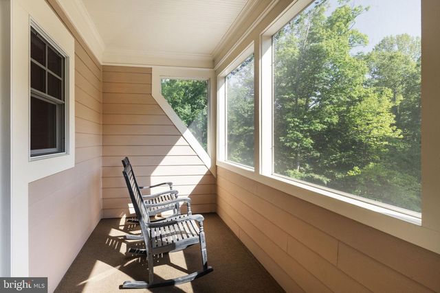 502 RIVER BEND RD, Great Falls, VA 22066