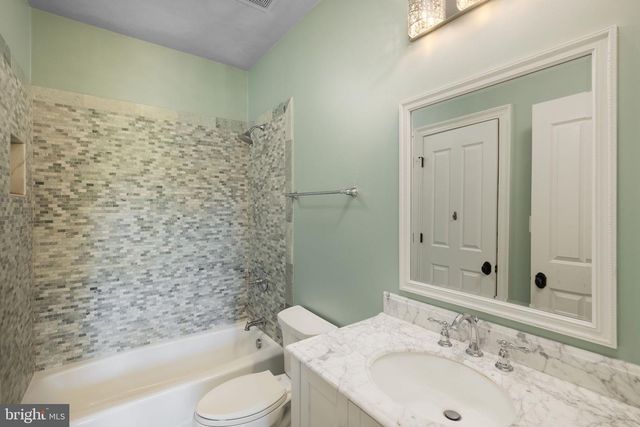 502 RIVER BEND RD, Great Falls, VA 22066