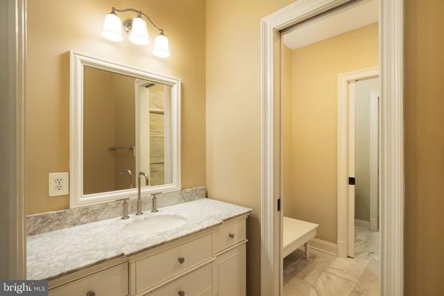 502 RIVER BEND RD, Great Falls, VA 22066