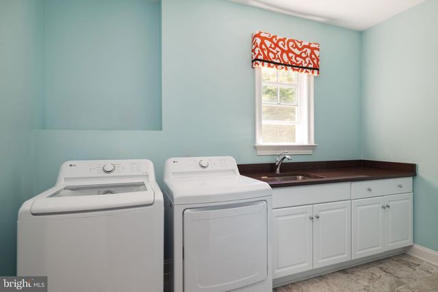 502 RIVER BEND RD, Great Falls, VA 22066