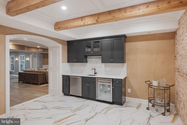 502 RIVER BEND RD, Great Falls, VA 22066