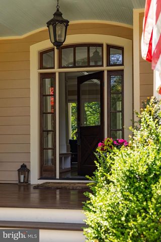 502 RIVER BEND RD, Great Falls, VA 22066