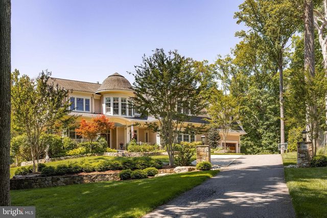 502 RIVER BEND RD, Great Falls, VA 22066