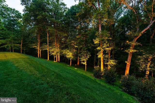 502 RIVER BEND RD, Great Falls, VA 22066