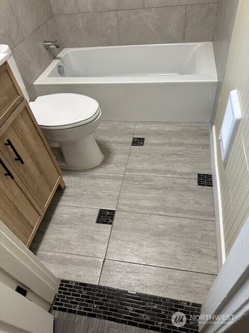 317 17th Avenue, Longview, WA 98632