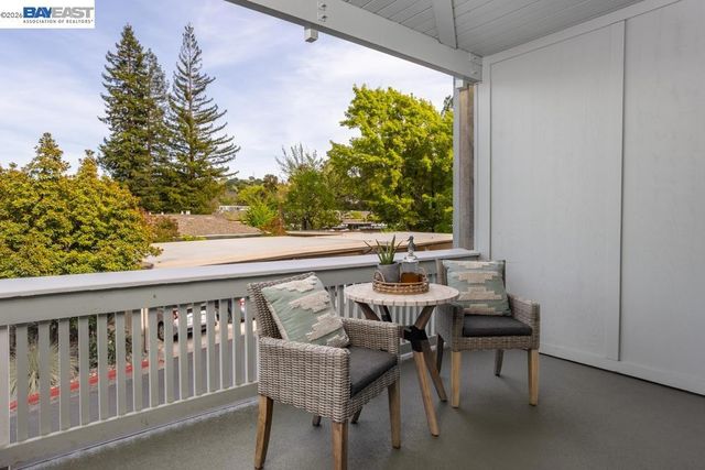 1301 Leisure Lane 6, Walnut Creek, CA 94595