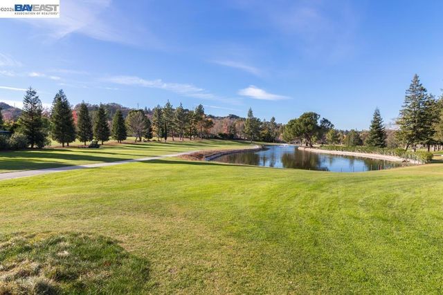 1301 Leisure Lane 6, Walnut Creek, CA 94595