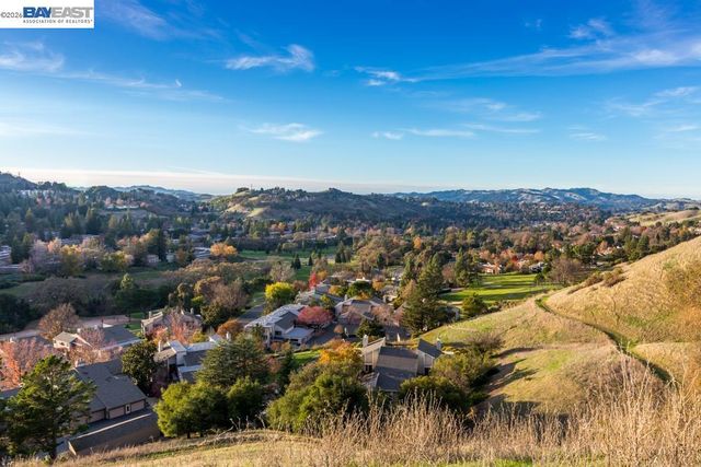 1301 Leisure Lane 6, Walnut Creek, CA 94595