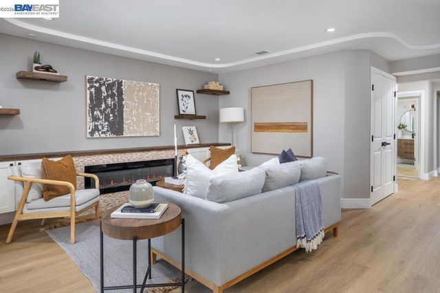 1301 Leisure Lane 6, Walnut Creek, CA 94595