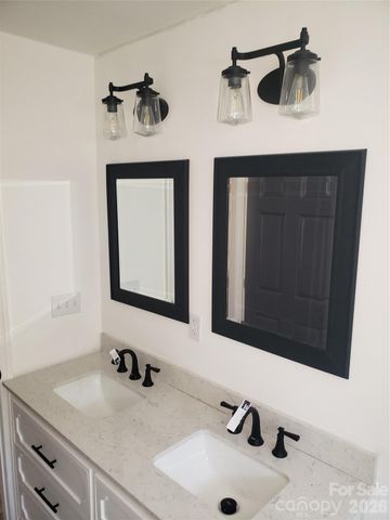 611 Fernwood Drive, Albemarle, NC 28001