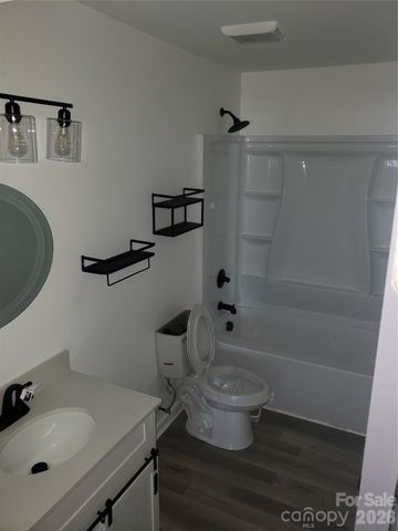 611 Fernwood Drive, Albemarle, NC 28001