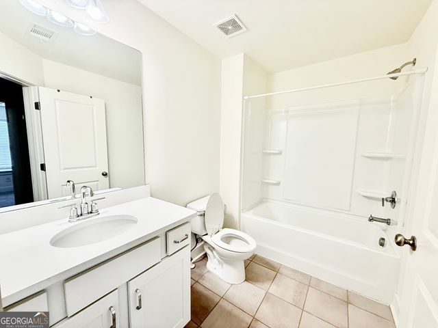34 Auburn Woods Drive, Auburn, GA 30011