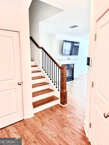 34 Auburn Woods Drive, Auburn, GA 30011