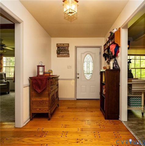 321 Warsaw Ave, Hopewell, VA 23860