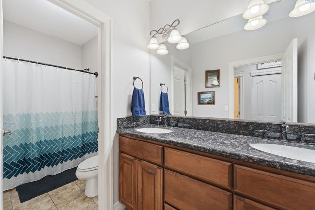 1191 Pinto Loop, Richland, WA 99352