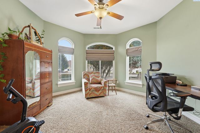 1191 Pinto Loop, Richland, WA 99352