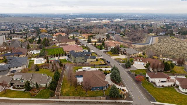 1191 Pinto Loop, Richland, WA 99352