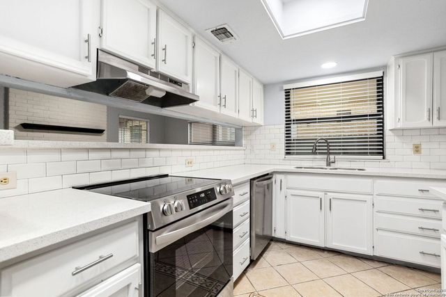 8342 TIMBERWILDE ST, San Antonio, TX 78250
