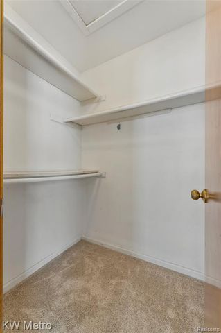 49321 Glasco Court, Utica, MI 48315