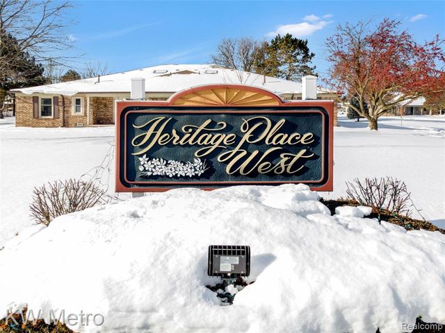 49321 Glasco Court, Utica, MI 48315