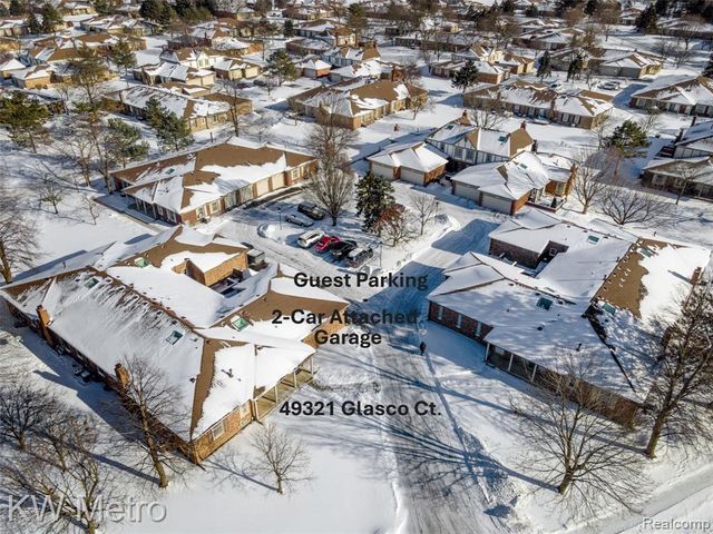 49321 Glasco Court, Utica, MI 48315