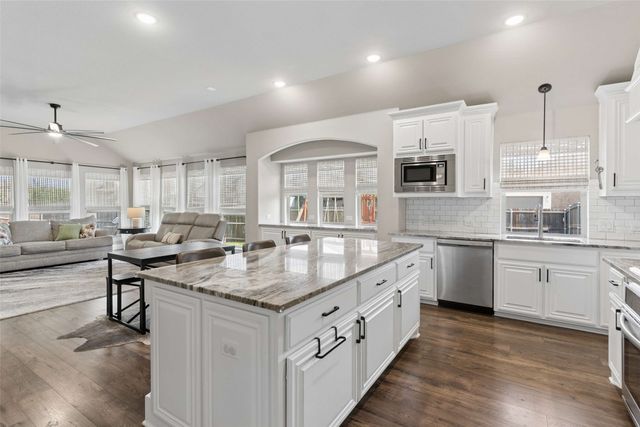 2307 Ranchwood Drive, Melissa, TX 75454