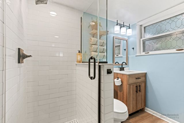 925 S Chestnut Avenue, Arlington Heights, IL 60005