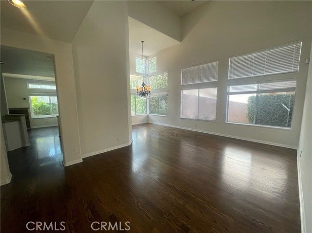 259 Saint Croix Court, Oak Park, CA 91377