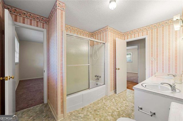 552 Duke Drive, Marietta, GA 30066